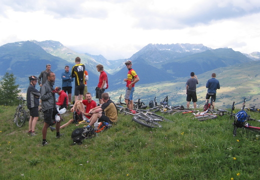 Sundays lunch stop