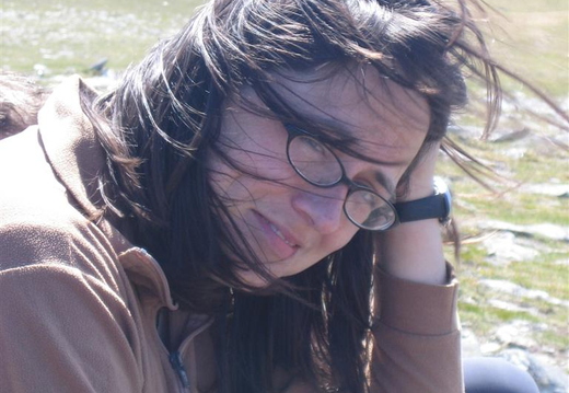 That windswept look! But doesn't she do it well ;-)