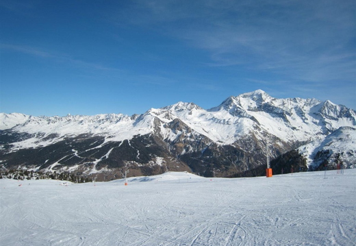 Looking back across to Vallandry from La Plagne