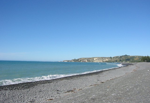 Various views along the pebble beach