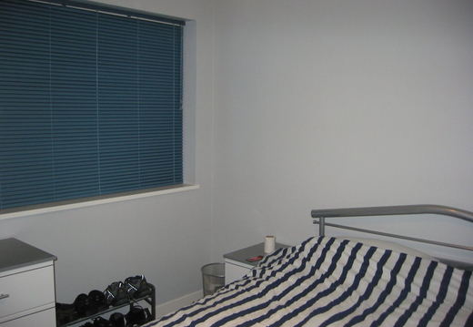 bed1.jpg