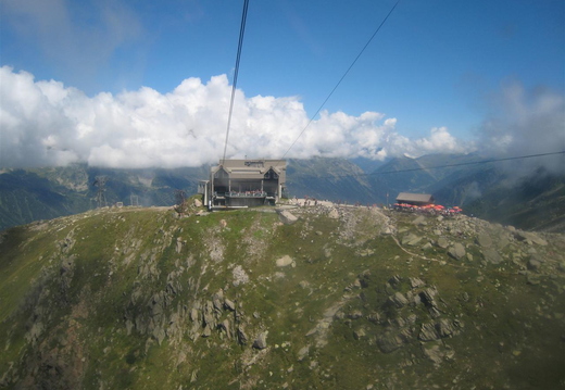 Looking back at the Plan de l'Aiguille