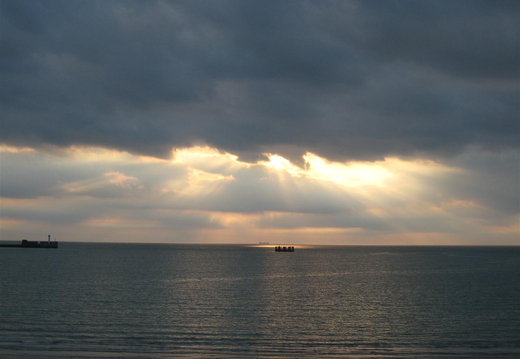 Sunset over the channel from Bologne