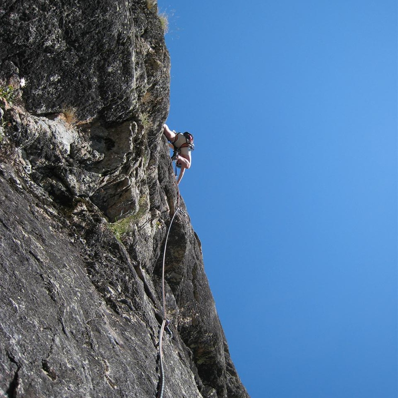 Jeanie leading