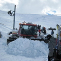 Piste bully at bottem of WWP uptrack