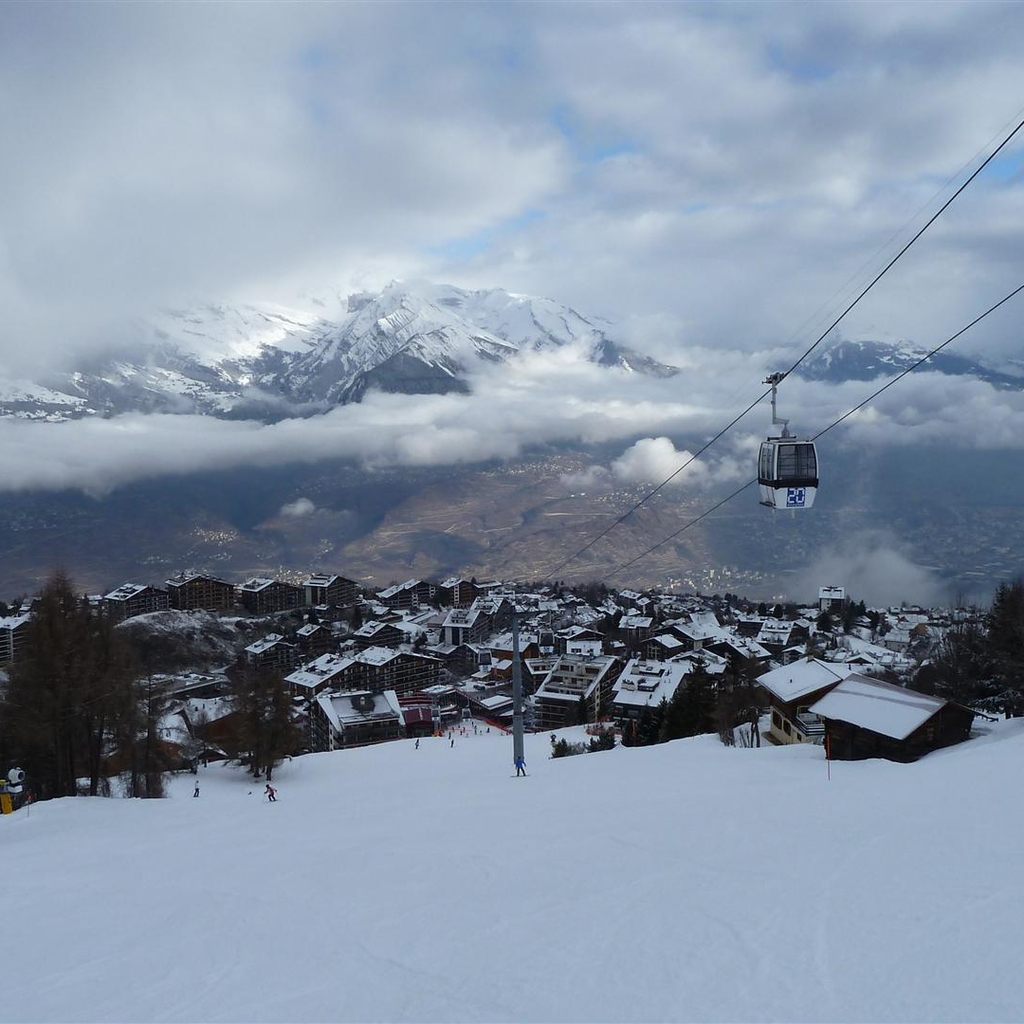 Overlooking Nendaz