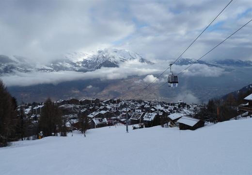 Overlooking Nendaz