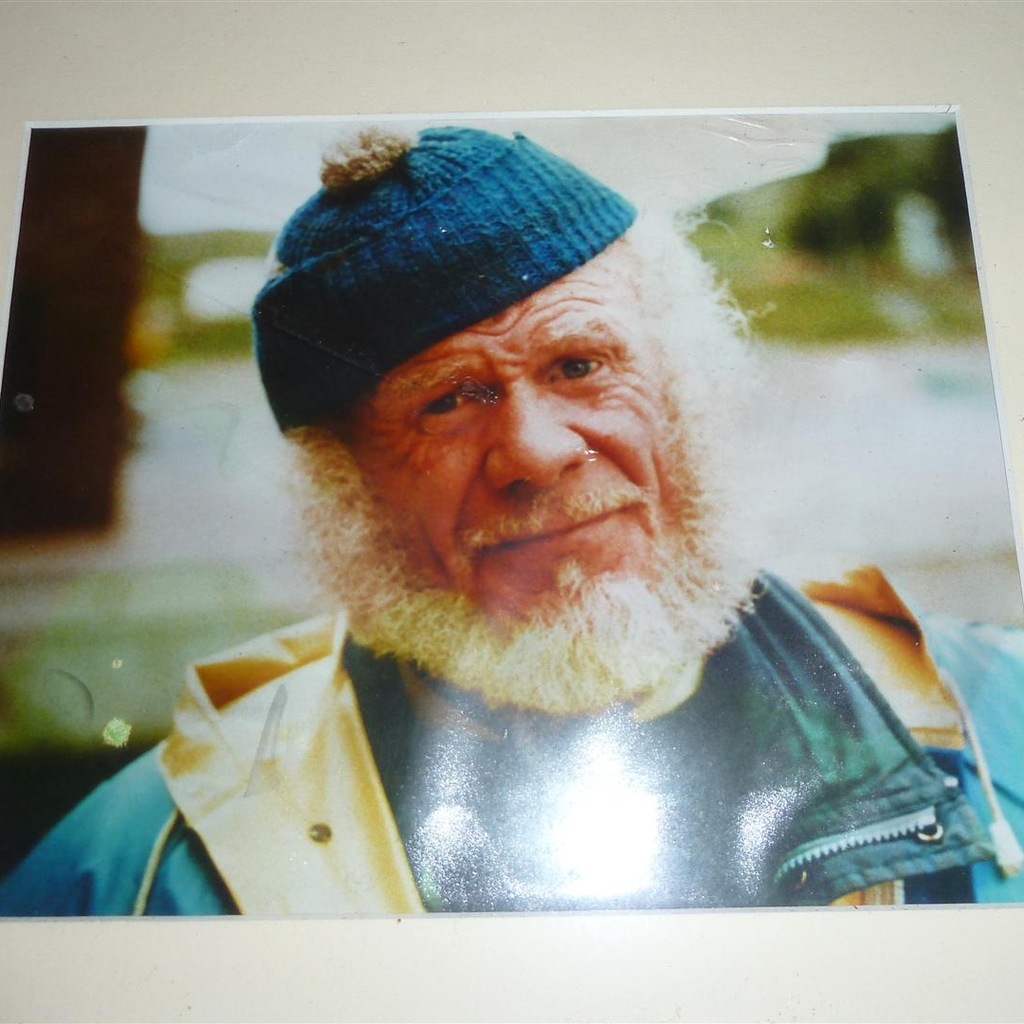 Sandy, the old bloke who called it home for 30 years