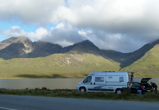 Joined by Stu and Jeanie beside Loch Slappin for the night
