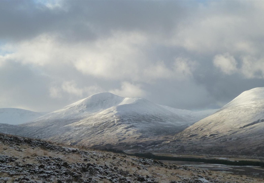Geal Charn
