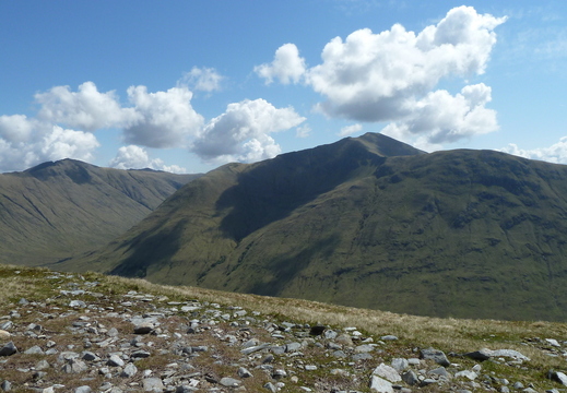 From the slopes of Sgurr Mhaoraich towards Gleouraich