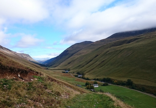 heading away from the glen to pick up the start of the ridge