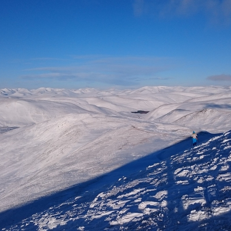 Laura, Glas Maol