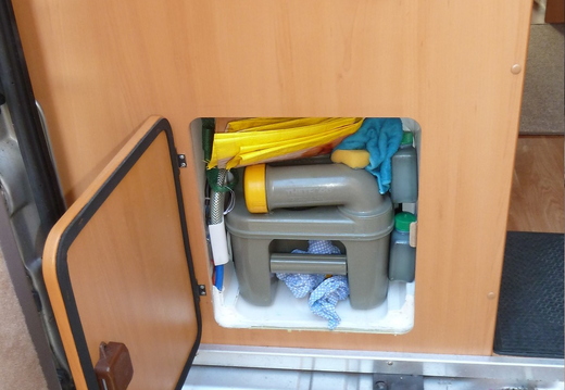 Toilet cassette