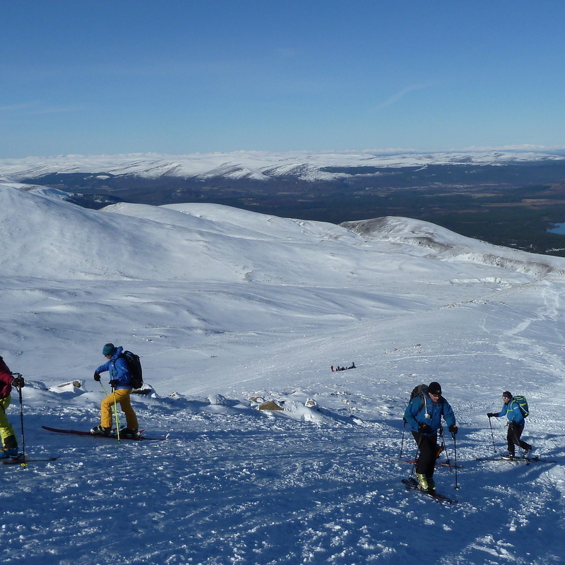 Skinning up the RHS Coire Cas