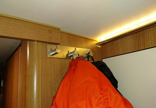 Coat hangers (Amazon)