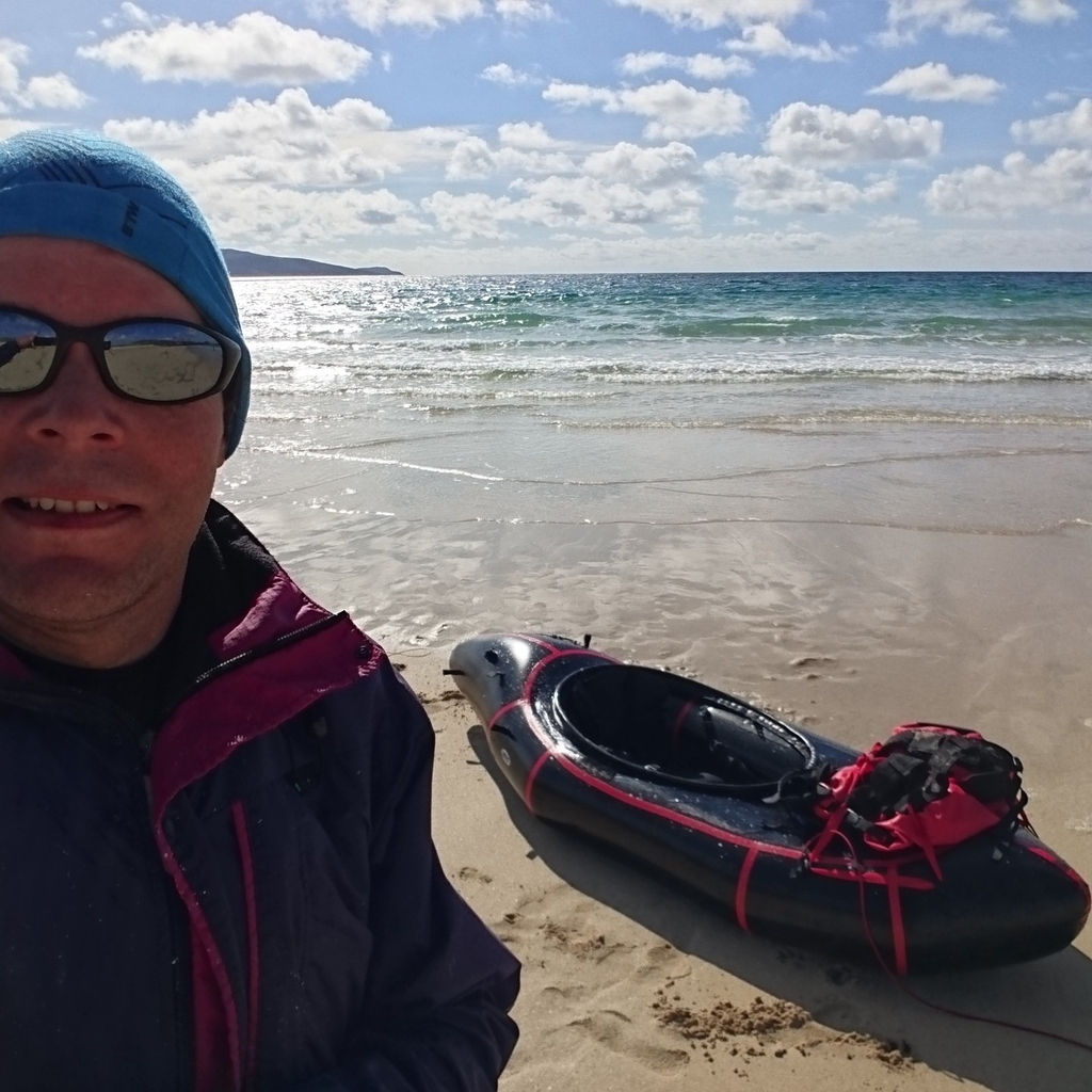 In the afternoon, went to Shielboist Sands to play in the surf in boat
